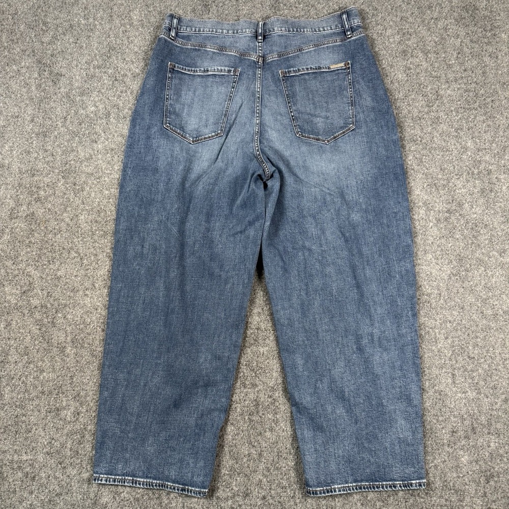White House Black Market Women's size 8 Barrel Jeans Extra High Rise Medium Wash - Picture 8 of 9